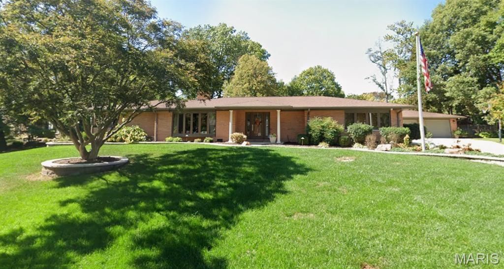 37 Ednick Drive , Swansea, IL 62226 Main Photo