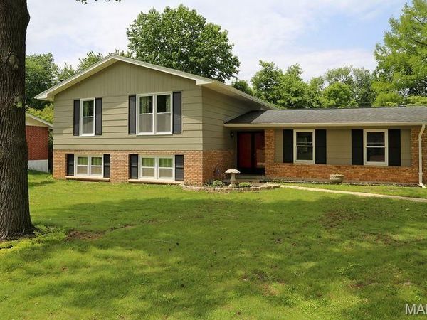 111 Green Acres Road , Bellefontaine Nghbrs, MO 63137