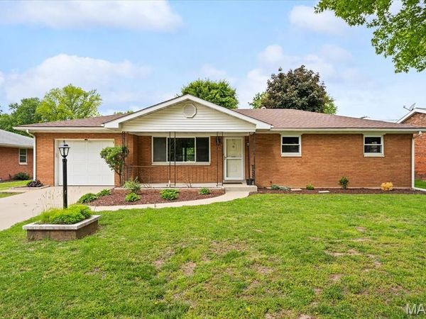 13 Joseph Drive, Fairview Heights, IL 62208