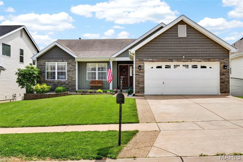 192 Roxbury Drive, O Fallon, MO 63366 Main Photo