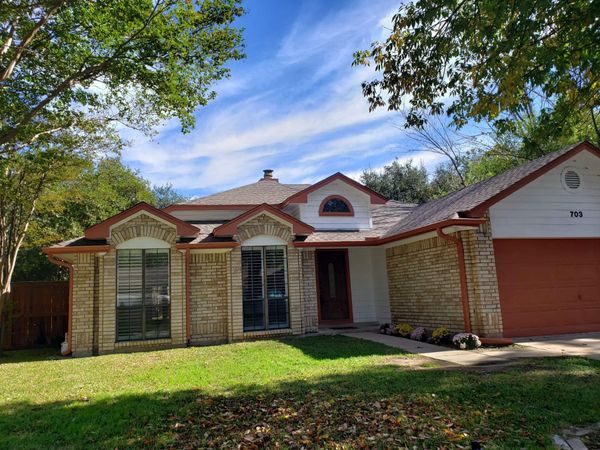 703 Meadow Creek DR, Pflugerville, TX 78660