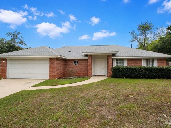 1713 Cahaba Cir, Pensacola, FL 32526