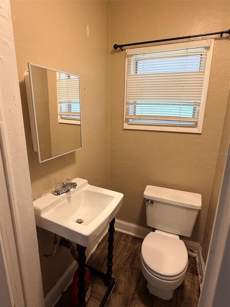 1648 27th Avenue N, Unit 2, Saint Petersburg, FL 33713 Photo
