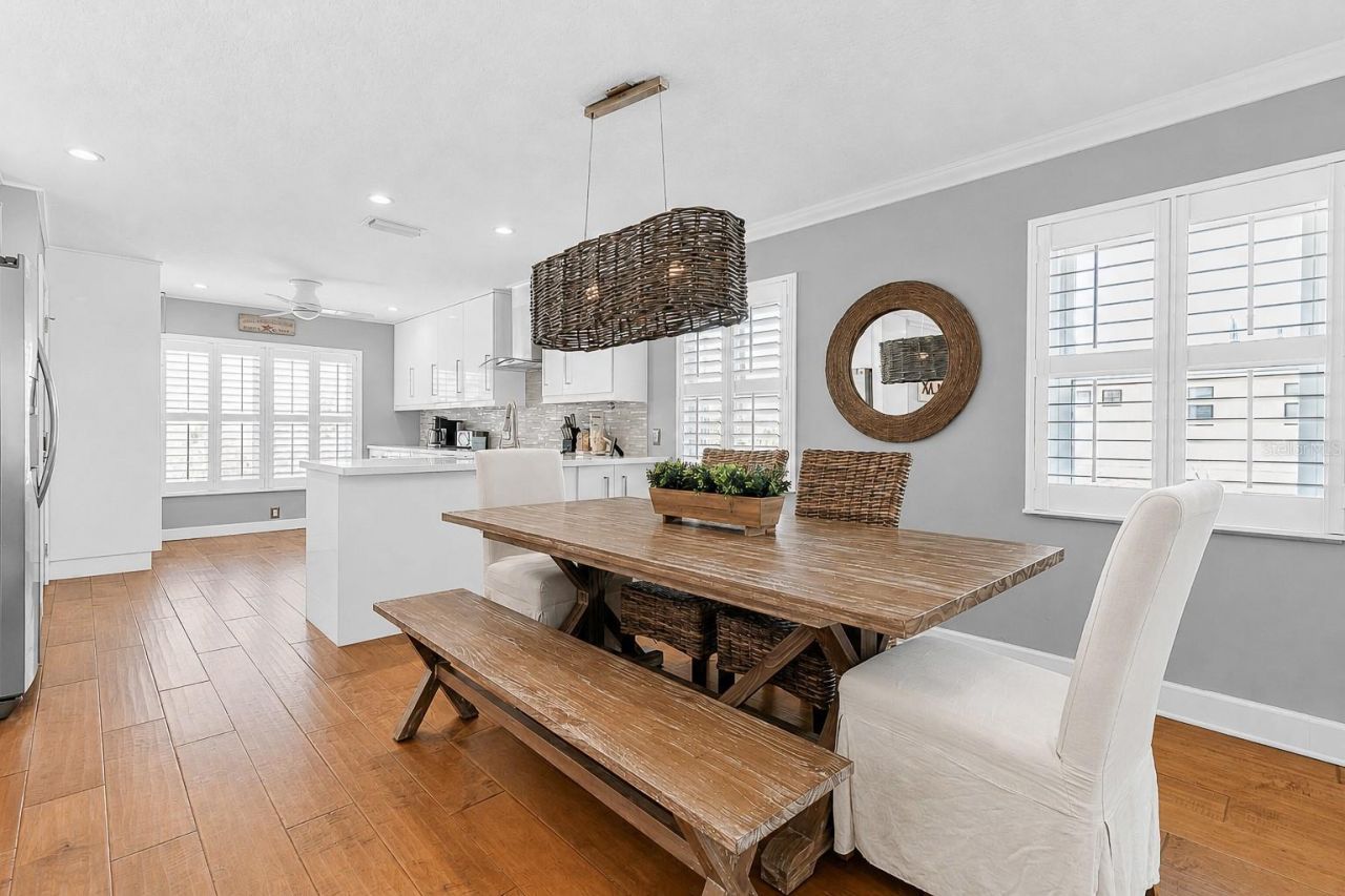 2300 Avenue B, Bradenton Beach, FL 34217 Photo