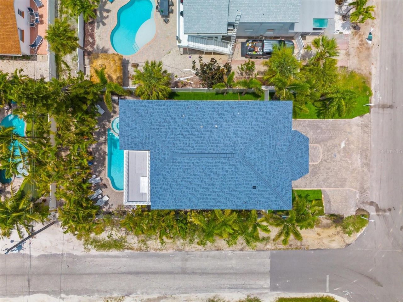 2300 Avenue B, Bradenton Beach, FL 34217 Photo