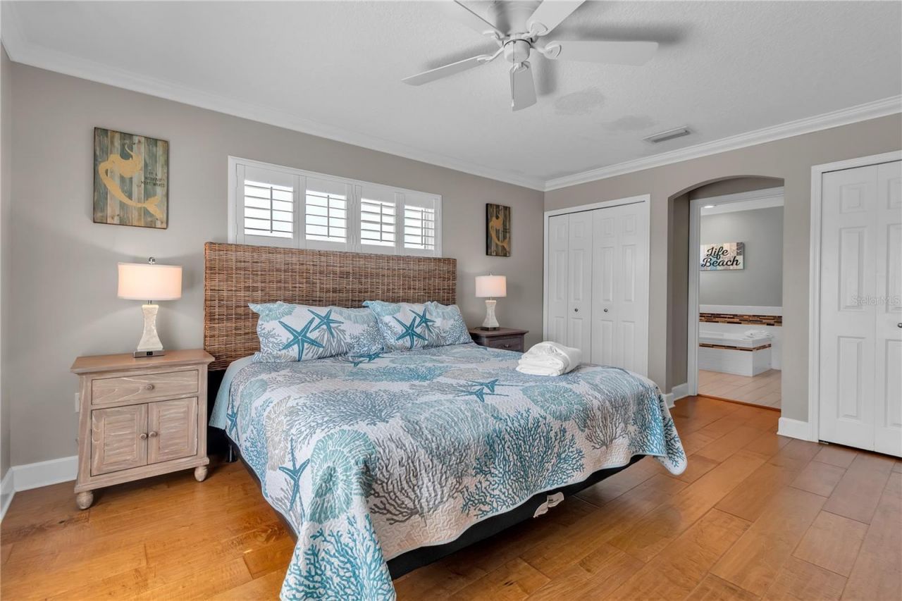 2300 Avenue B, Bradenton Beach, FL 34217 Photo