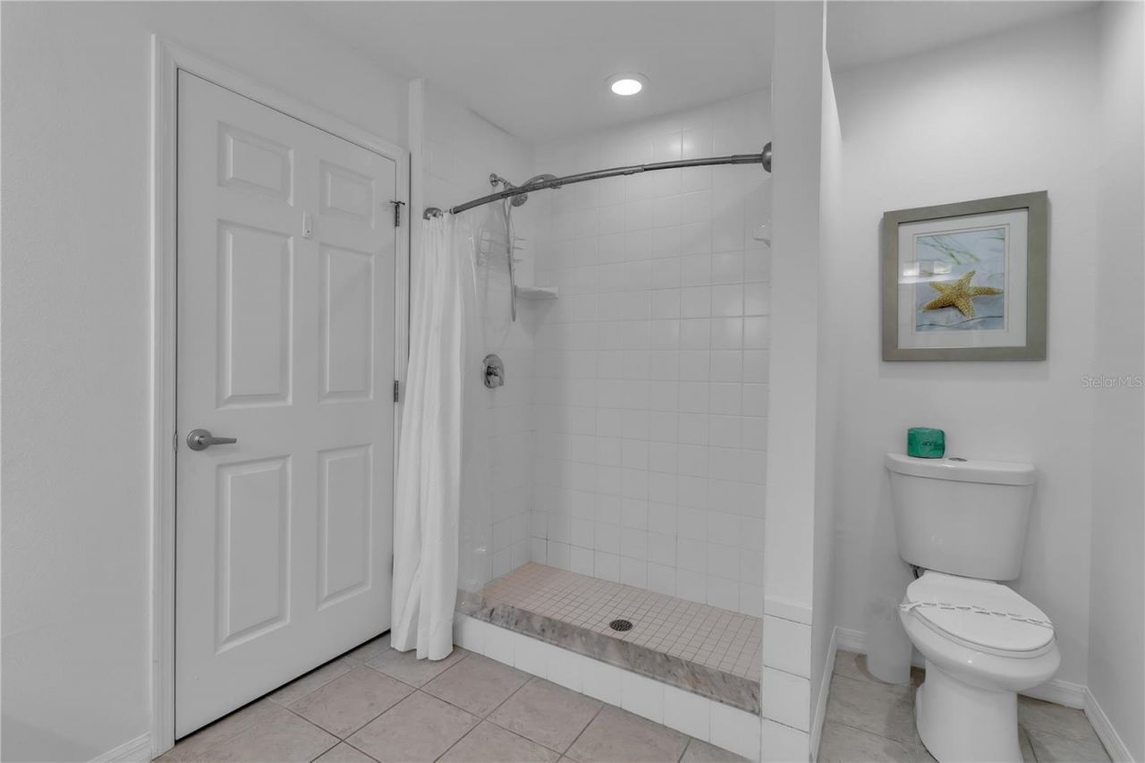 2300 Avenue B, Bradenton Beach, FL 34217 Photo