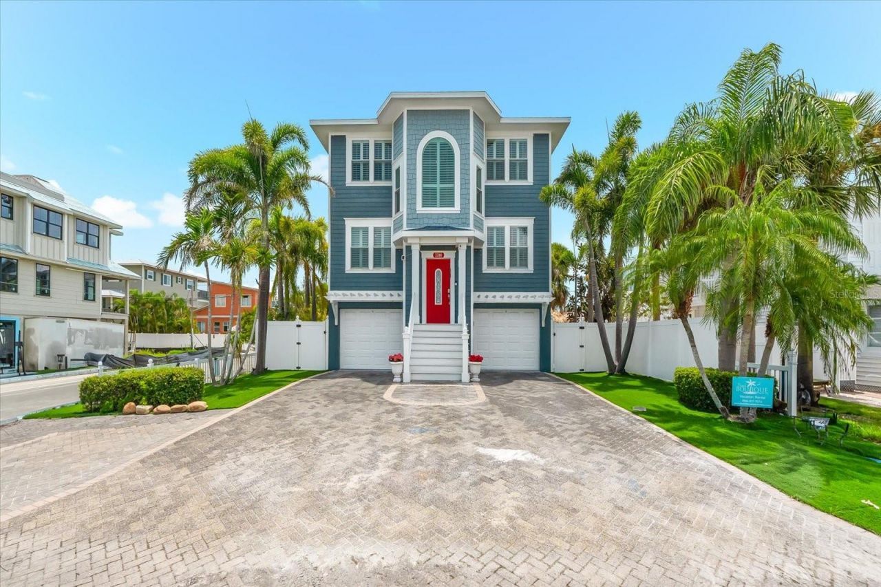 2300 Avenue B, Bradenton Beach, FL 34217 Photo