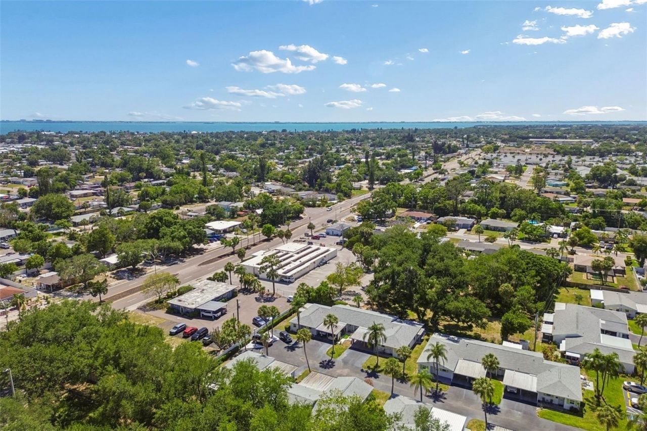 6072 Arlene Way , Bradenton, FL 34207 Photo