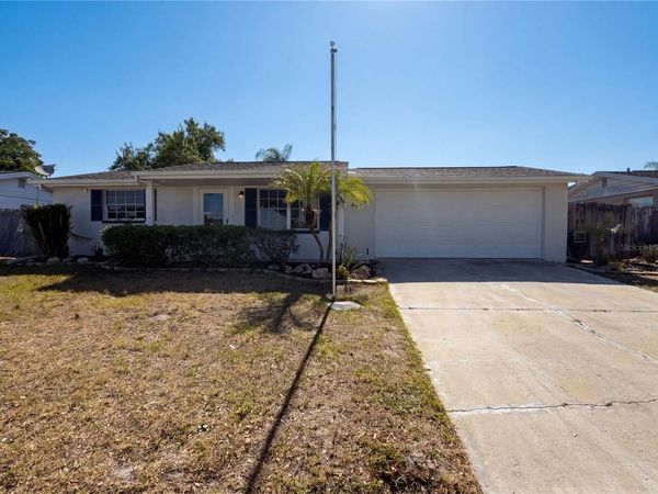 9236 MARK TWAIN LANE , PORT RICHEY, FL 34668