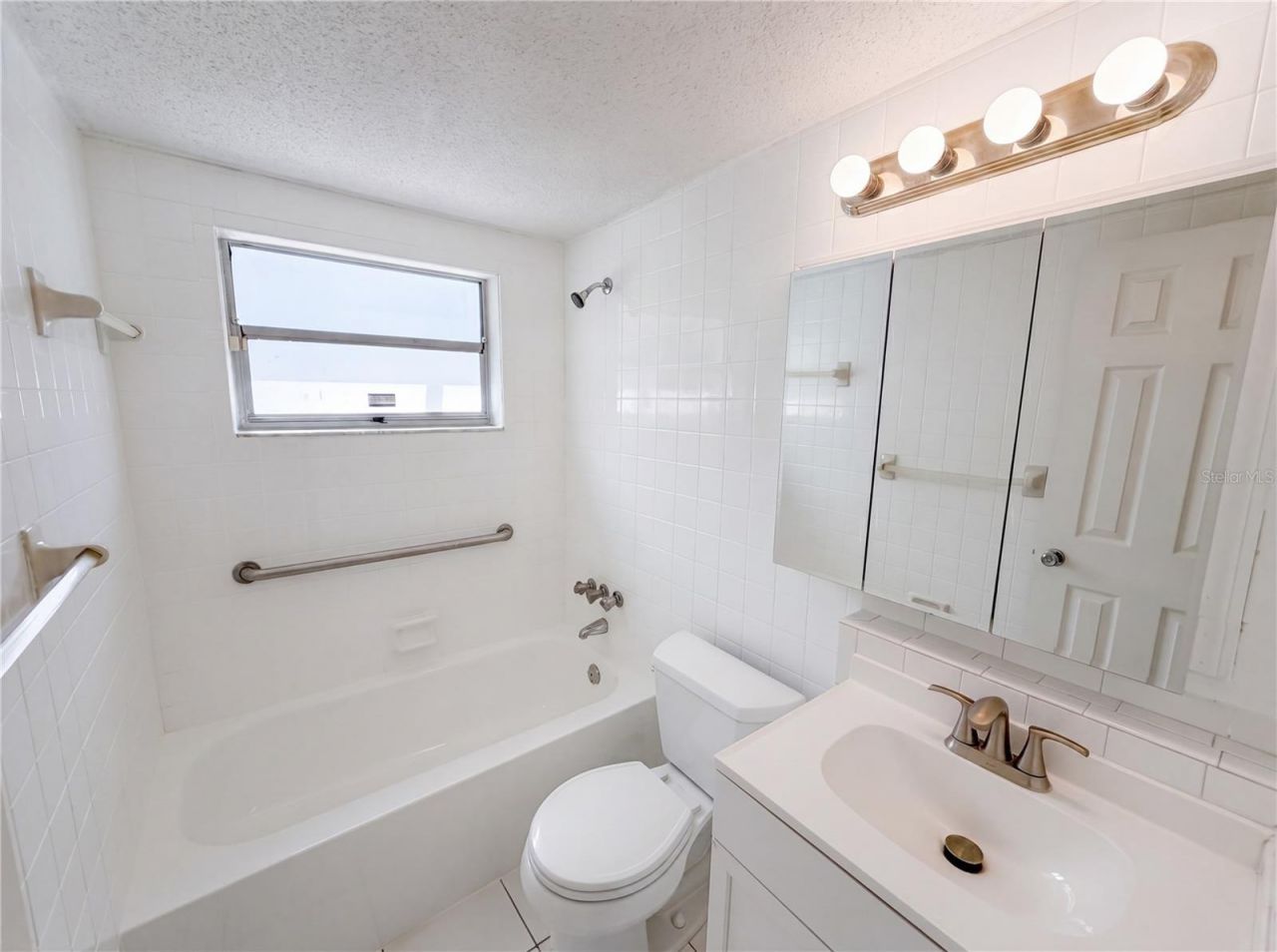 9236 Mark Twain Lane, Port Richey, FL 34668 Photo