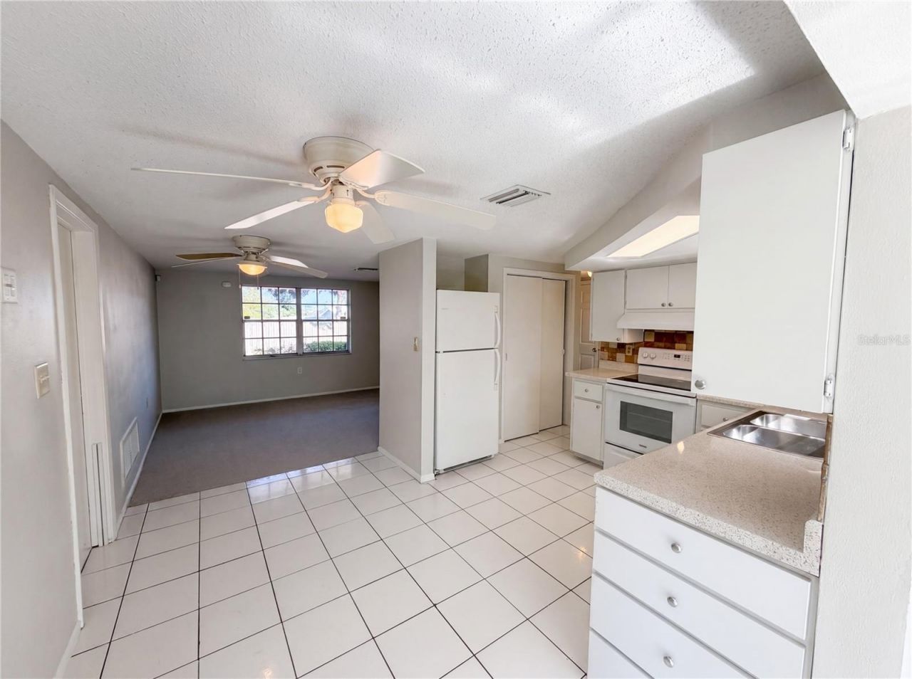 9236 Mark Twain Lane , Port Richey, FL 34668 Photo