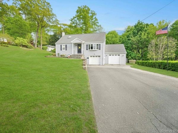 16 Will Rogers Lane , Nanuet, NY 10954