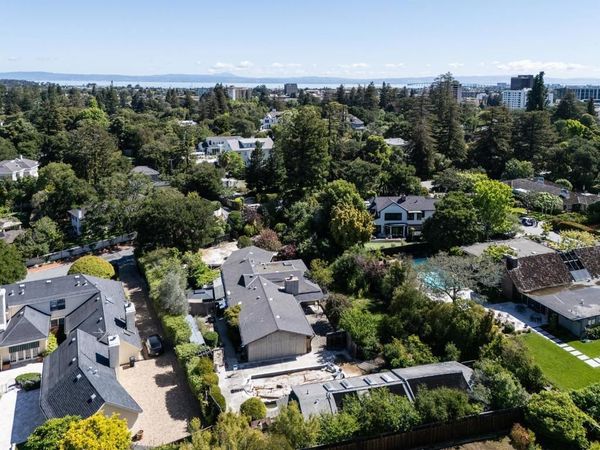 135 Stonehedge Road , Hillsborough, CA 94010