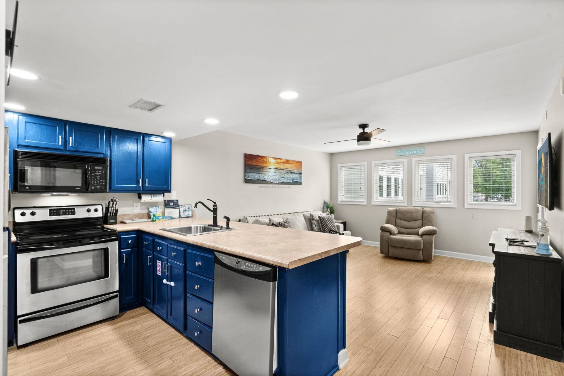 5905 South Kings Hwy. Photo 6