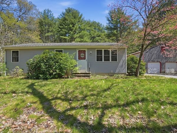 6 Bayview Avenue, Berkley, MA 02779