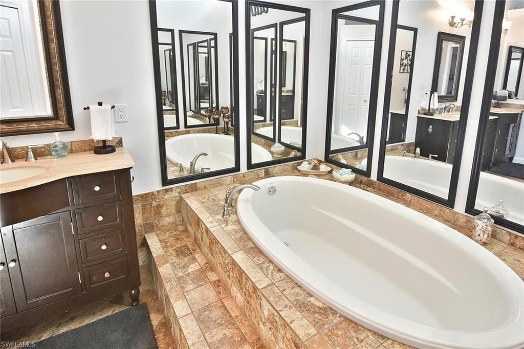 12206 Honeysuckle Rd, Fort Myers, FL 33966 Photo