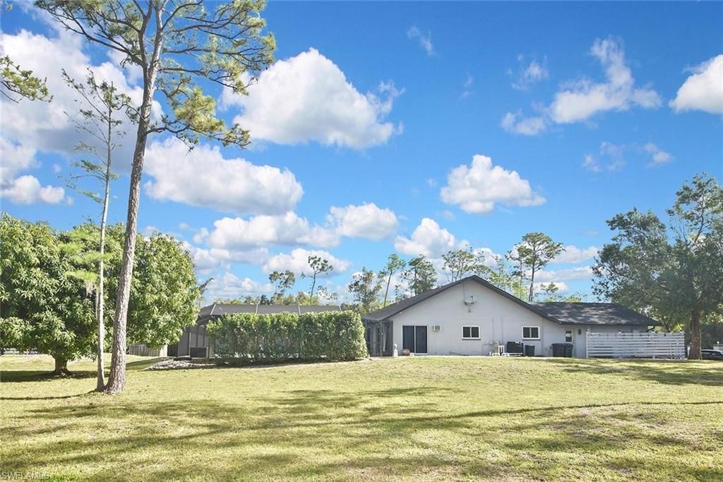 12206 Honeysuckle Rd, Fort Myers, FL 33966 Photo
