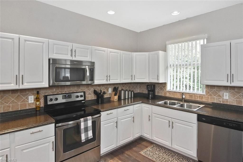 12206 Honeysuckle Rd, Fort Myers, FL 33966 Photo