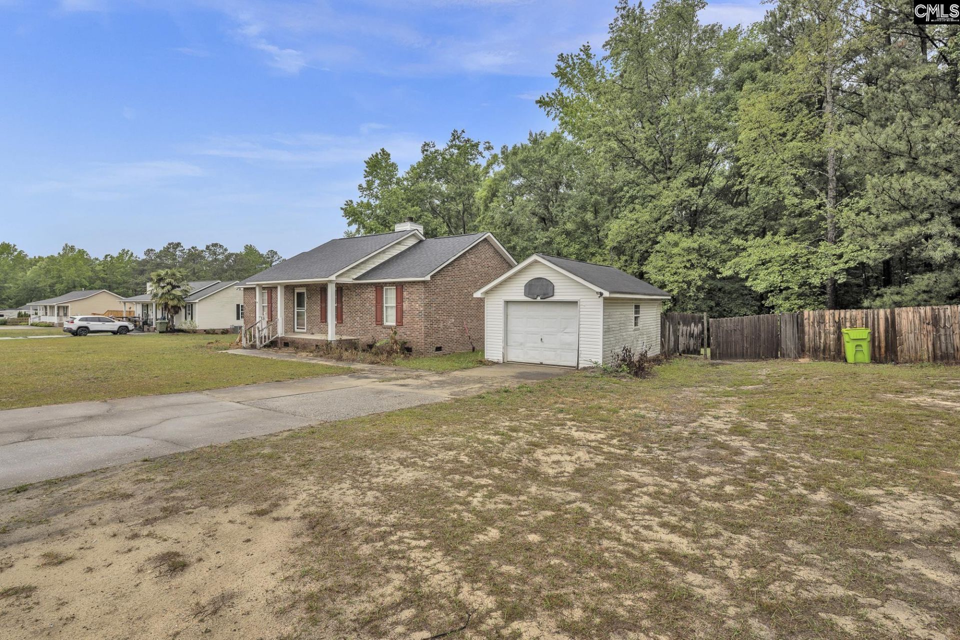 1016 Blythewood Road  Photo 4