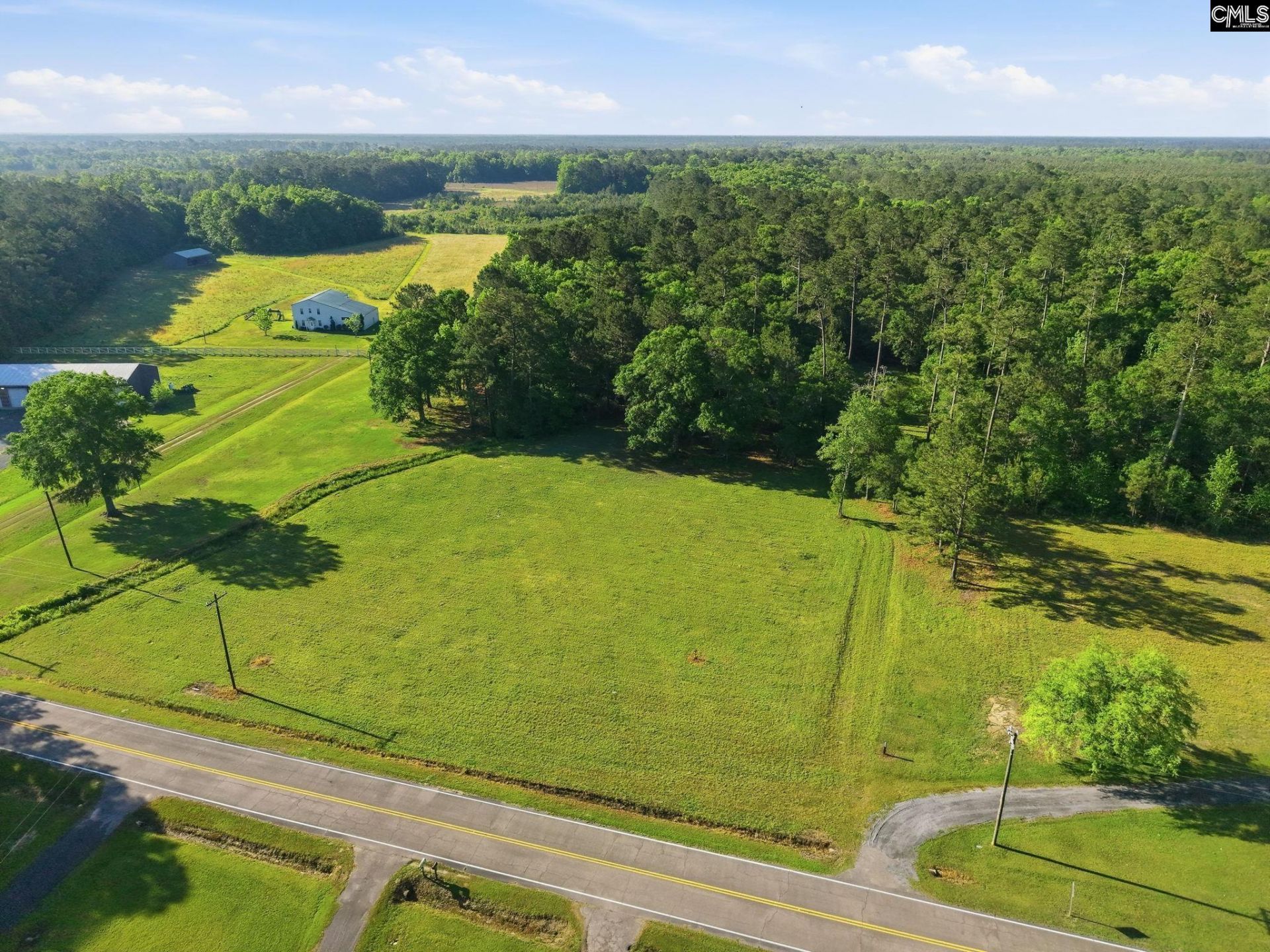 1047 Fortview Road  Photo 4