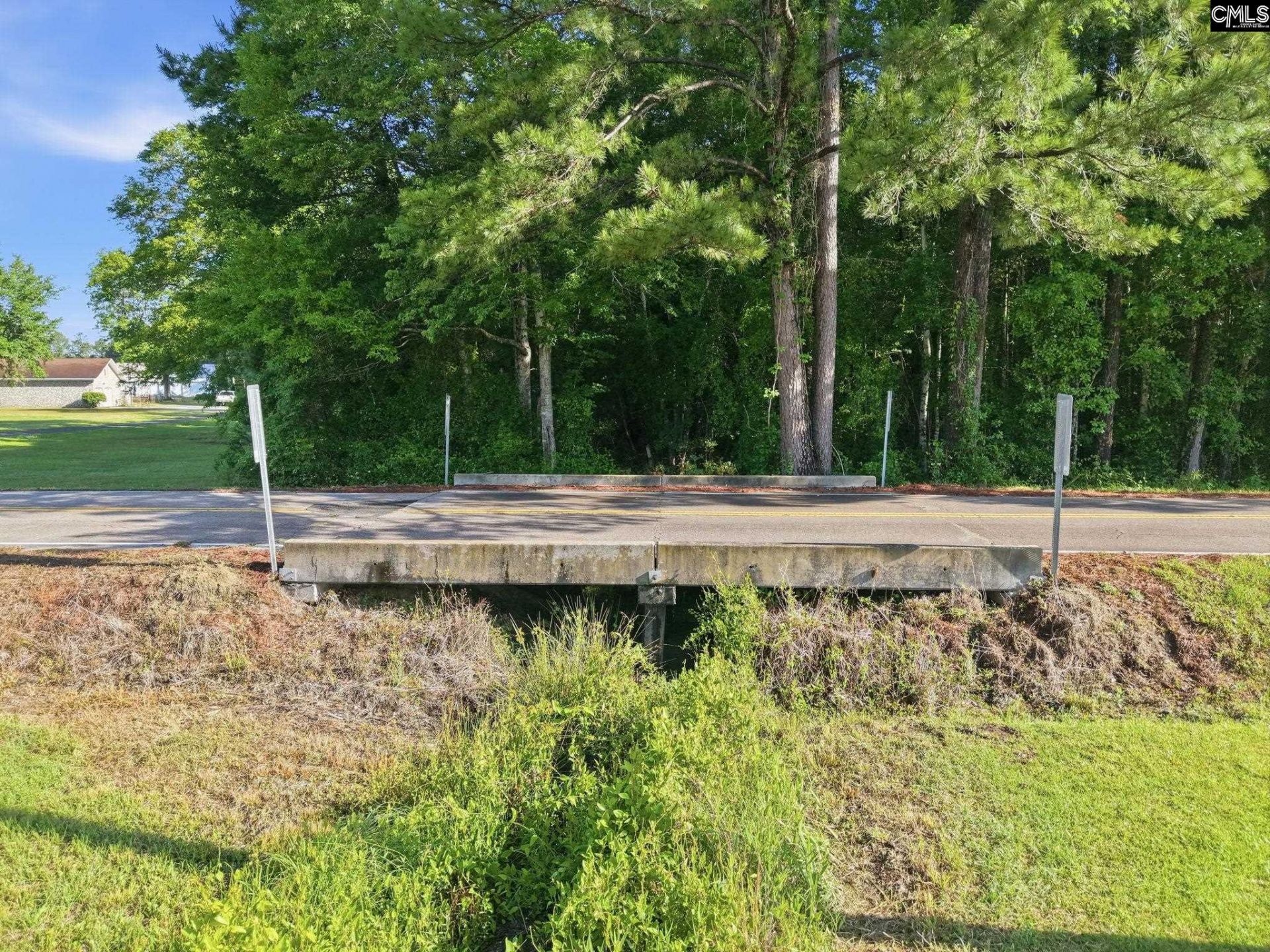 1047 Fortview Road  Photo 8