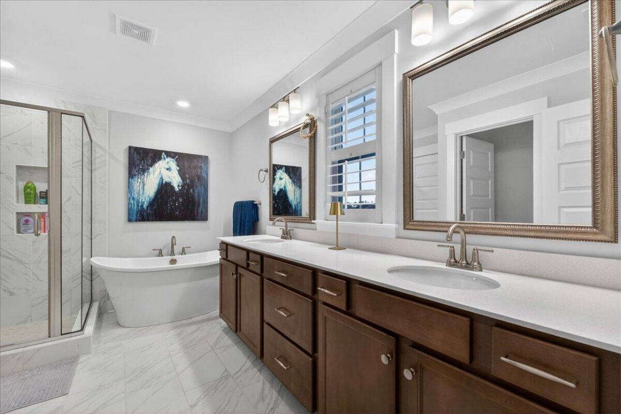 429 Rowley Lane Photo 35