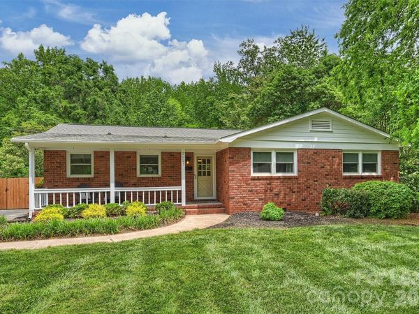 2027 Wensley Drive, Charlotte, NC 28210