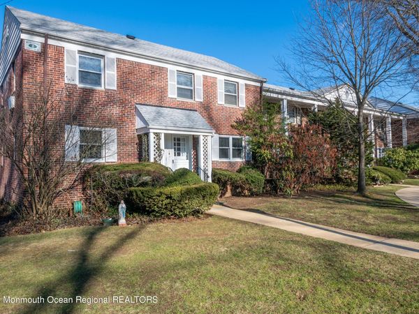 19 Manor Drive, Red Bank, NJ 07701