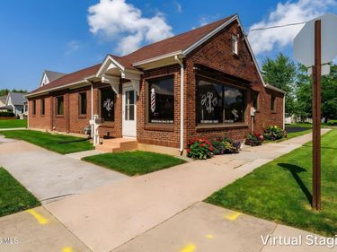 800 N Main Street , Fostoria, OH 44830