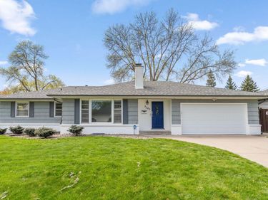 5109 W 58th Street, Edina, MN 55436