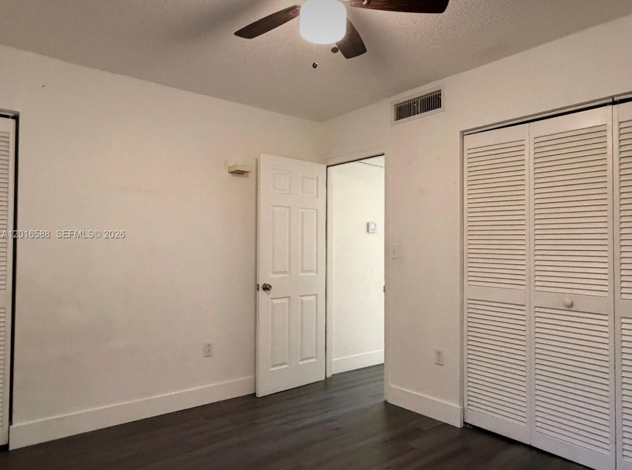 6170 SW 68th St , Unit 21, South Miami, FL 33143 Photo