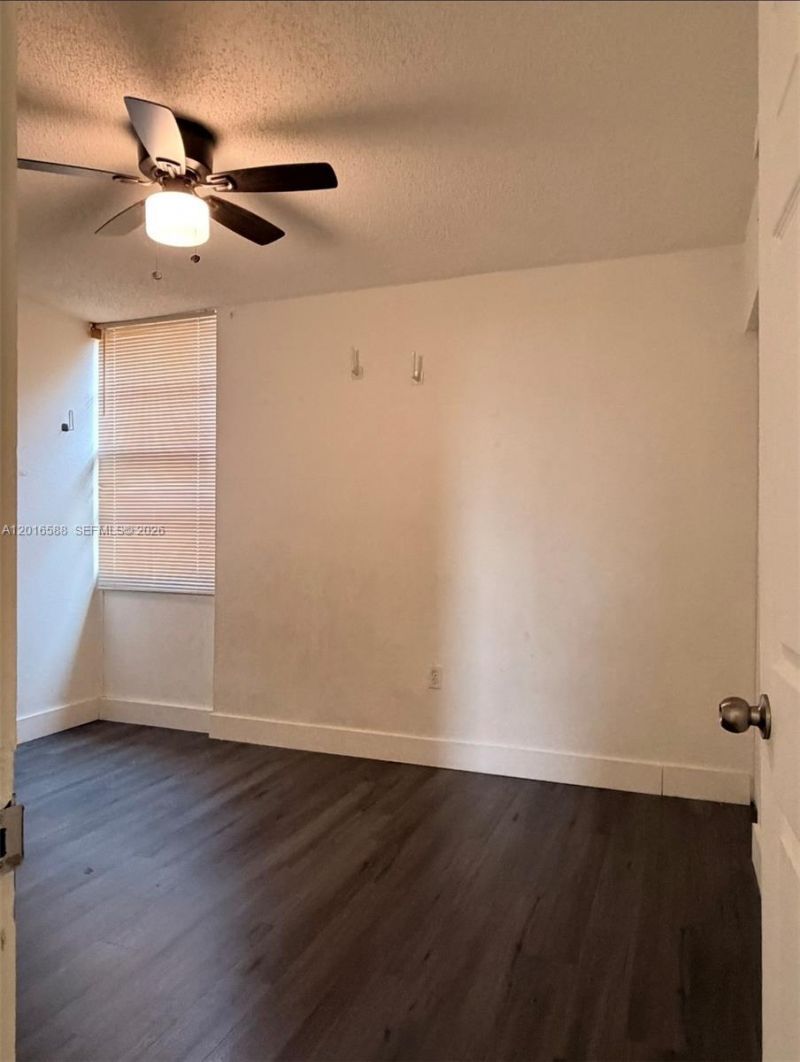 6170 SW 68th St , Unit 21, South Miami, FL 33143 Photo