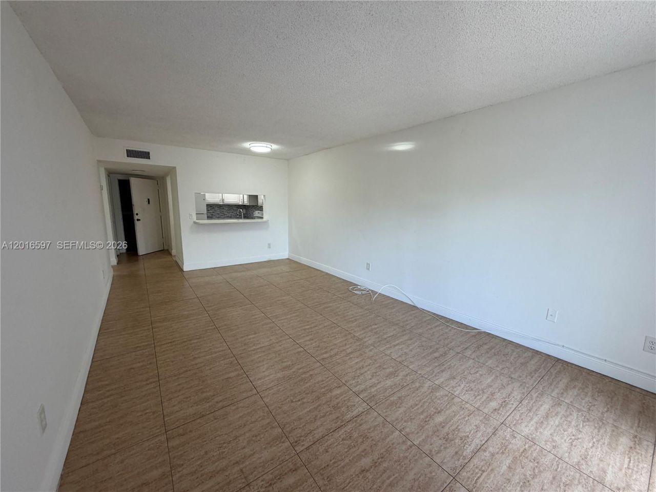 13685 NE 10th Ave , Unit 304, North Miami, FL 33161 Photo