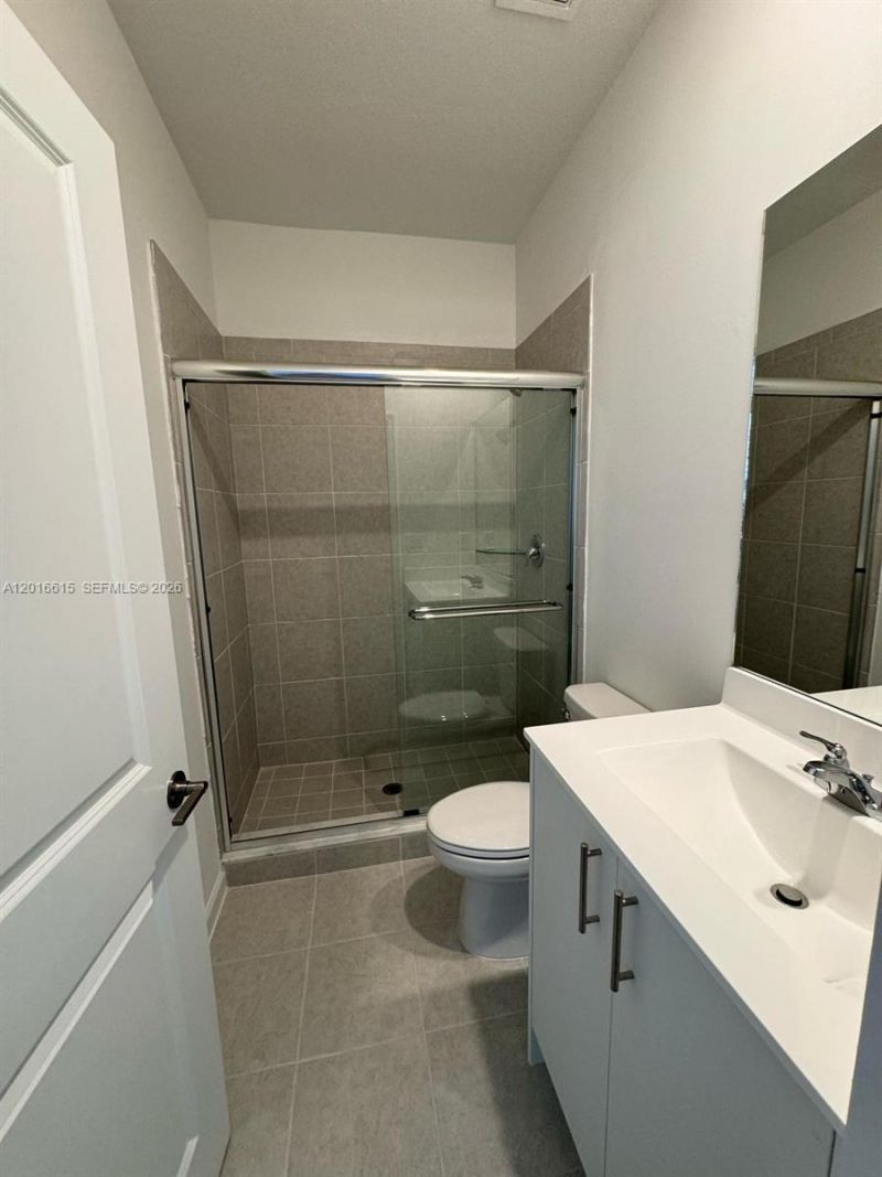 663 SE 13th St Cir , Homestead, FL 33034 Photo