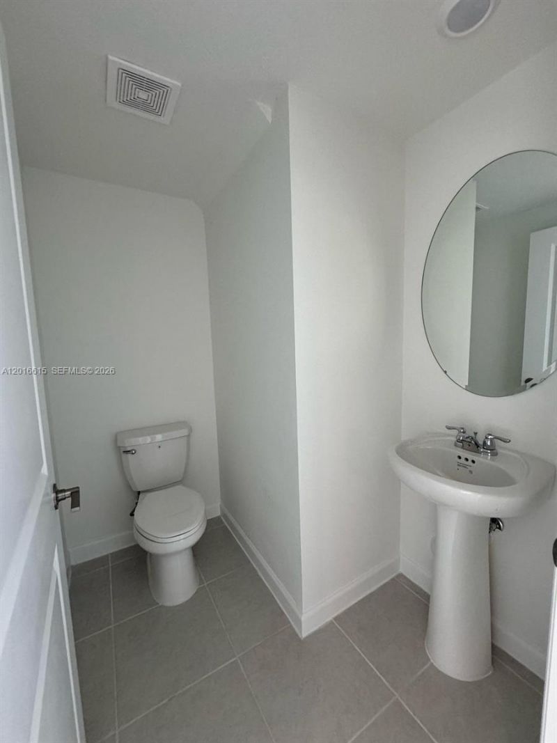 663 SE 13th St Cir , Homestead, FL 33034 Photo
