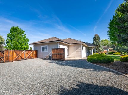 1219 Keepsake Circle, Gardnerville, NV 89460 Photo