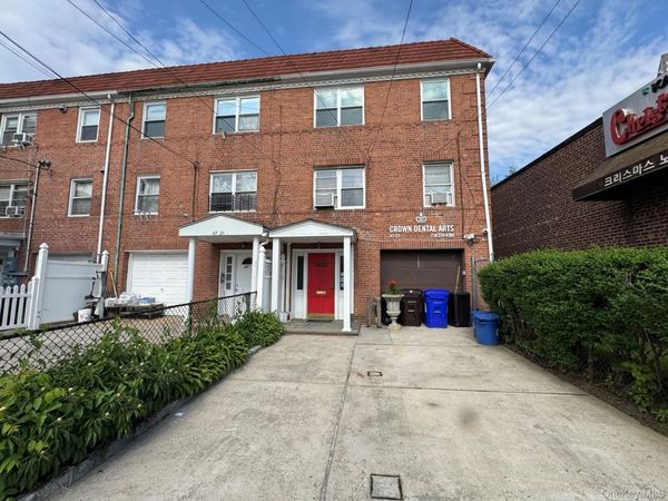 47-27 Bell Boulevard , Unit 3, Bayside, NY 11361