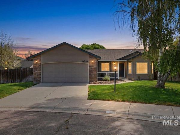 16846 N Gentry Dr, Nampa, ID 83687