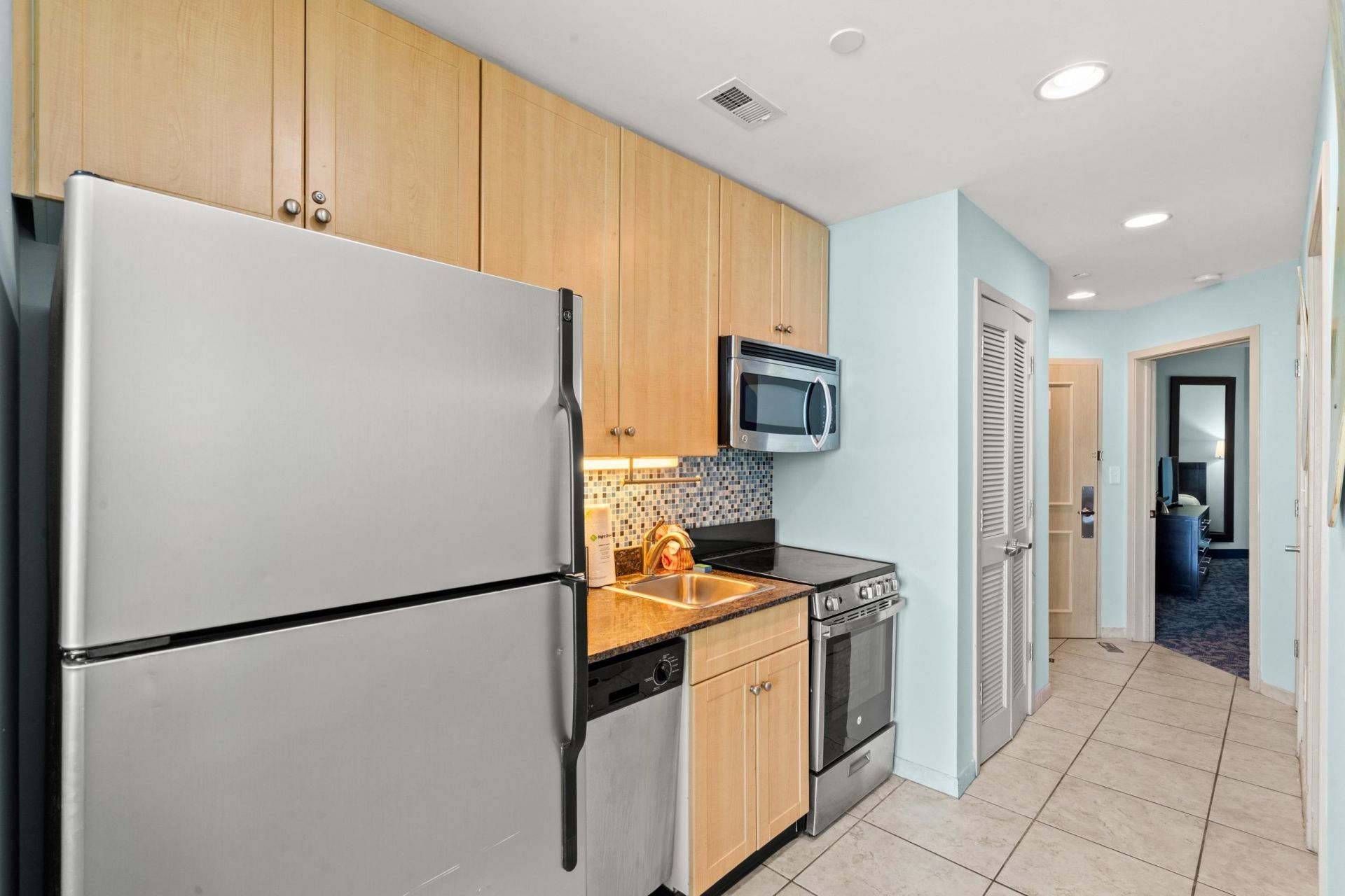107 South Ocean Blvd. Photo 18