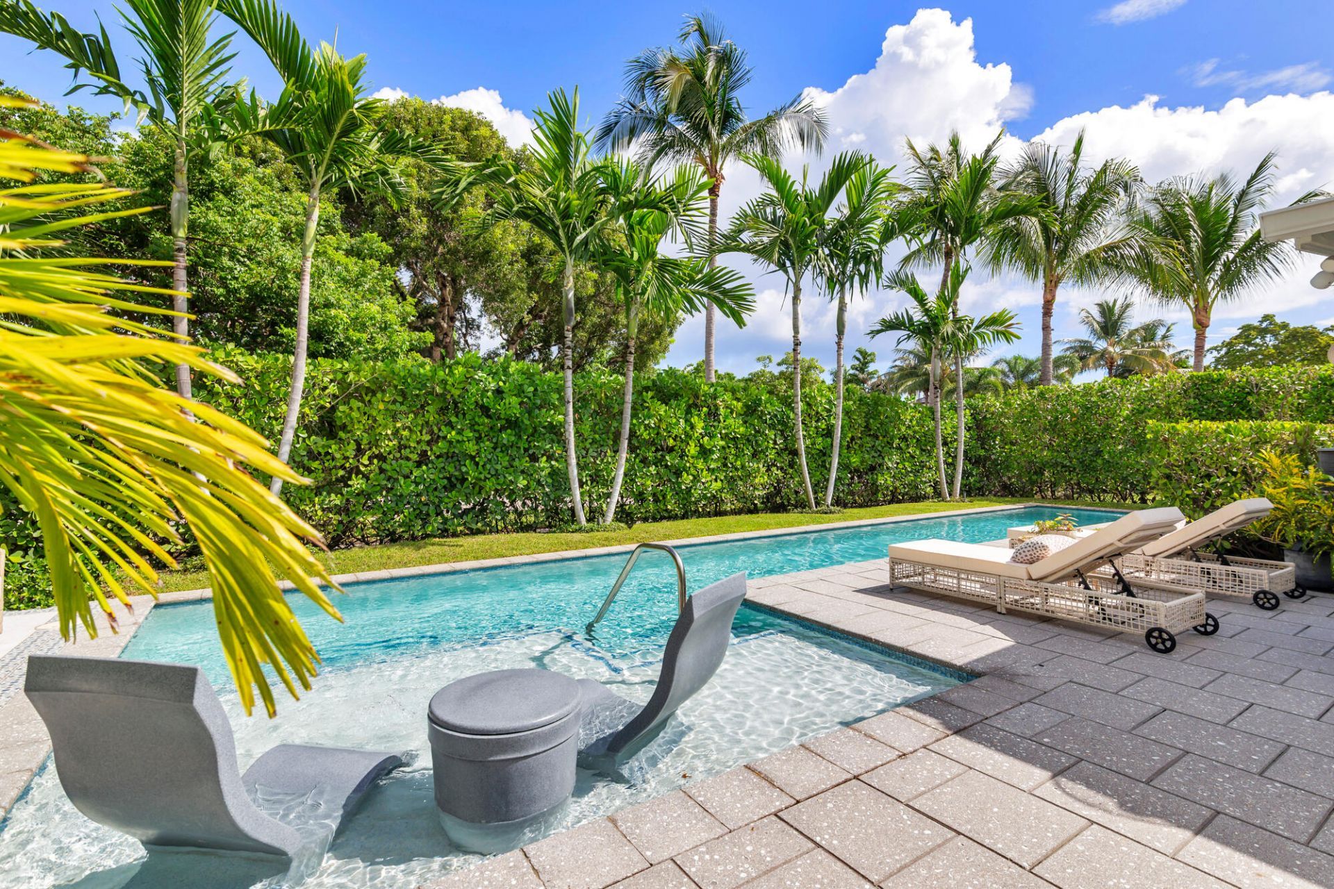 8001 Arlington Place, West Palm Beach, FL 33405 Photo