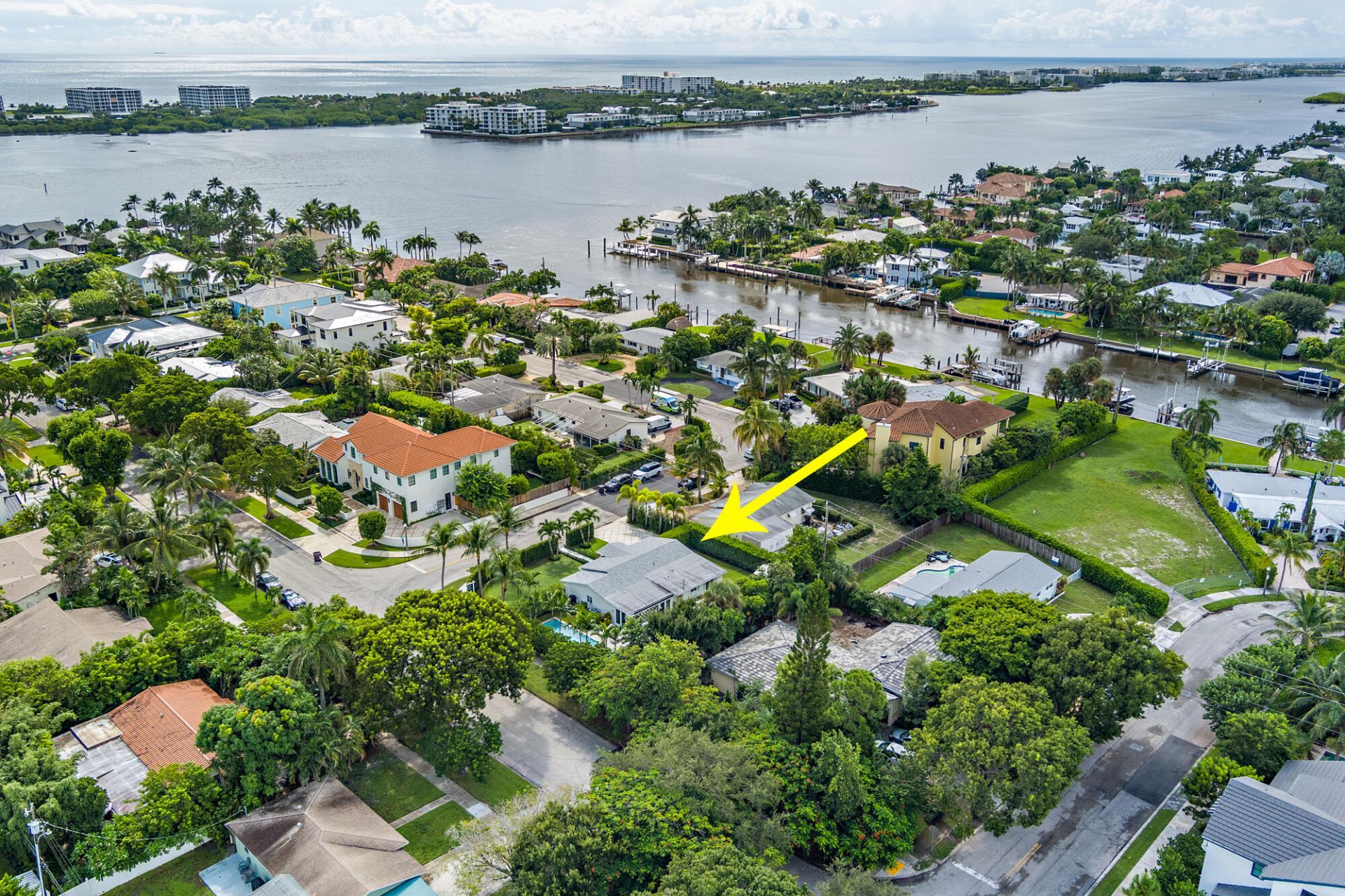 8001 Arlington Place, West Palm Beach, FL 33405 Photo