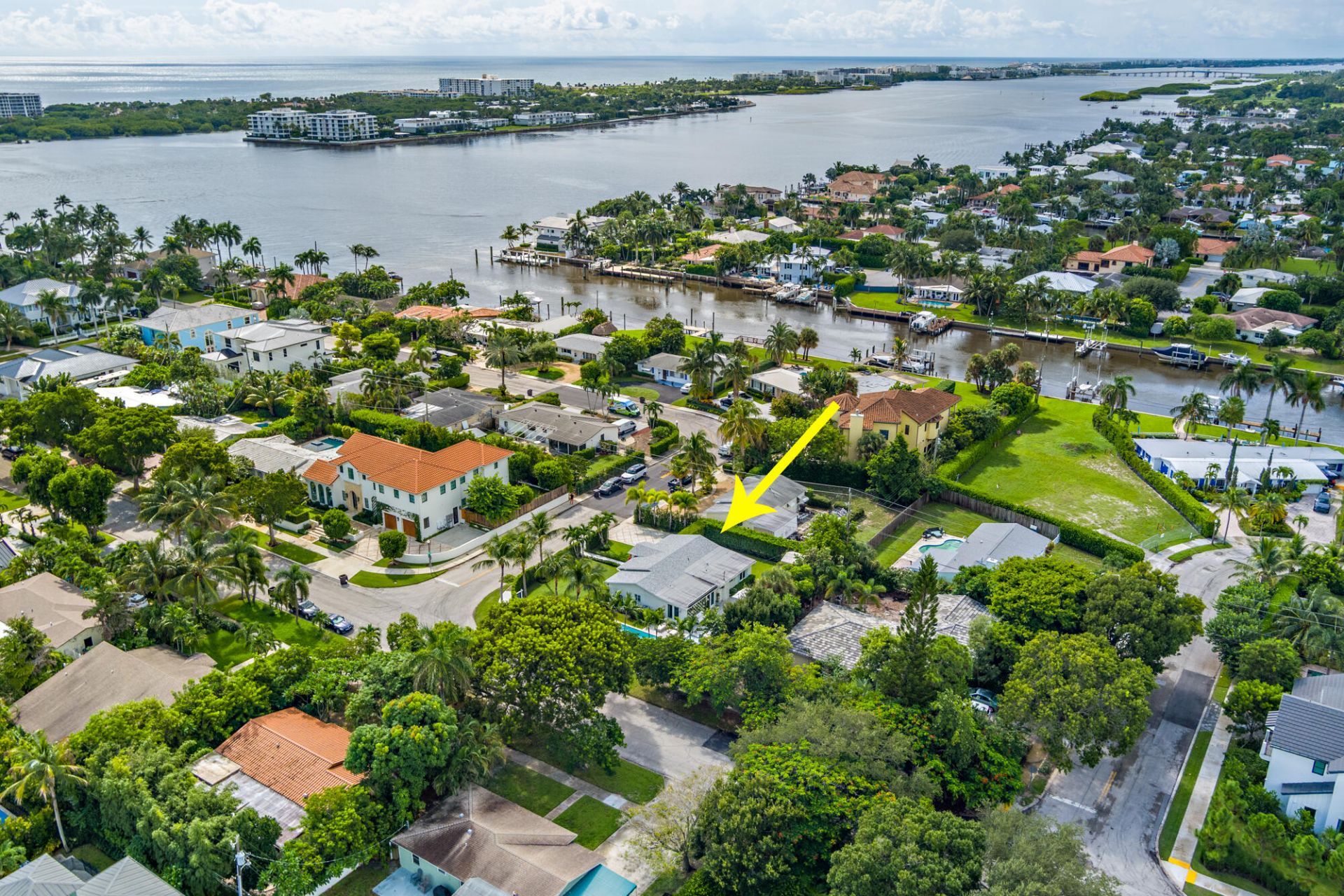 8001 Arlington Place, West Palm Beach, FL 33405 Photo