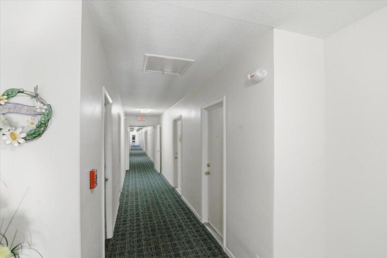 6261 NE 19th Avenue, Unit 1229, Fort Lauderdale, FL 33308 Photo
