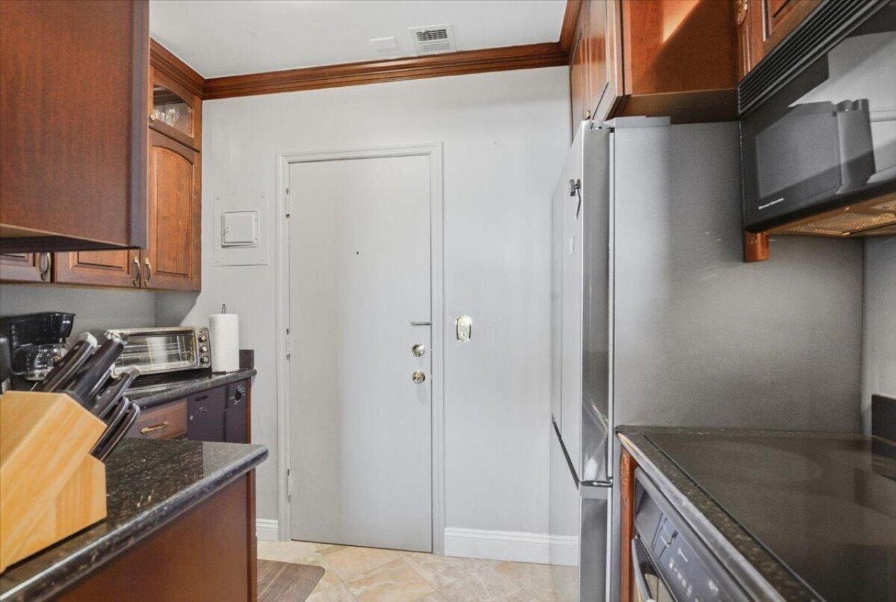 6261 NE 19th Avenue, Unit 1229, Fort Lauderdale, FL 33308 Photo