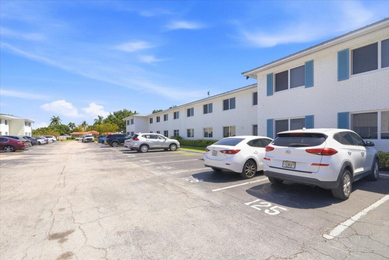 6261 NE 19th Avenue, Unit 1229, Fort Lauderdale, FL 33308 Photo