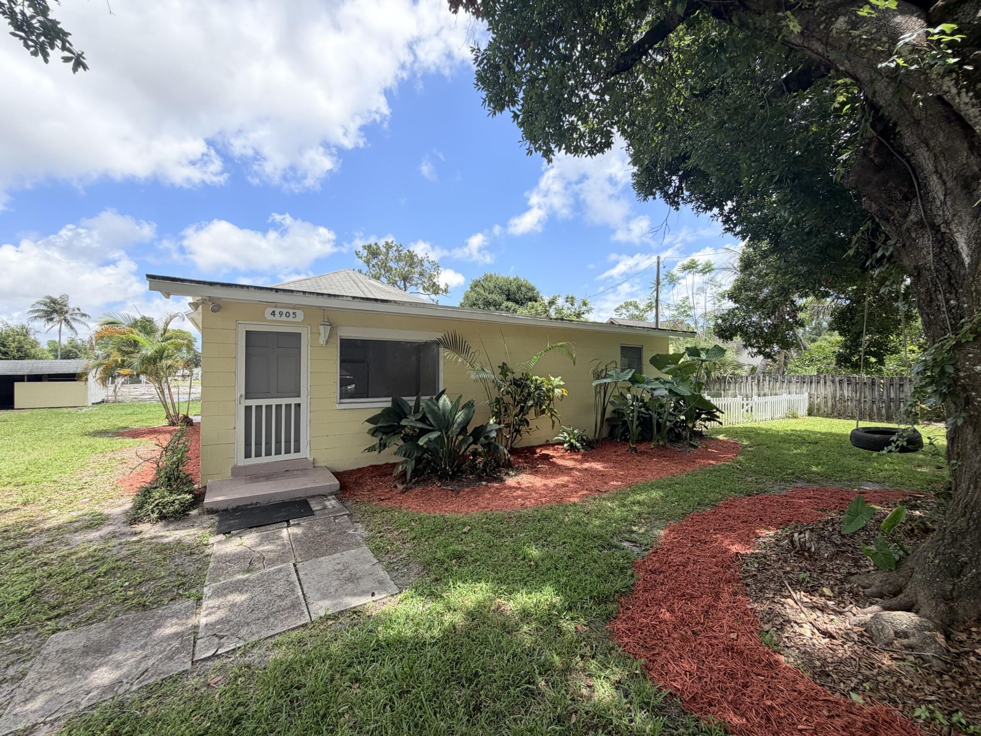 4905 Williams Road, Palm Beach Gardens, FL 33418 Photo