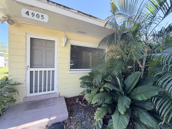 4905 Williams Road, Palm Beach Gardens, FL 33418