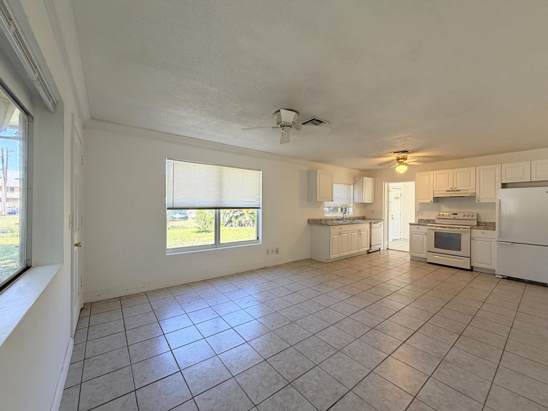 4905 Williams Road, Palm Beach Gardens, FL 33418 Photo