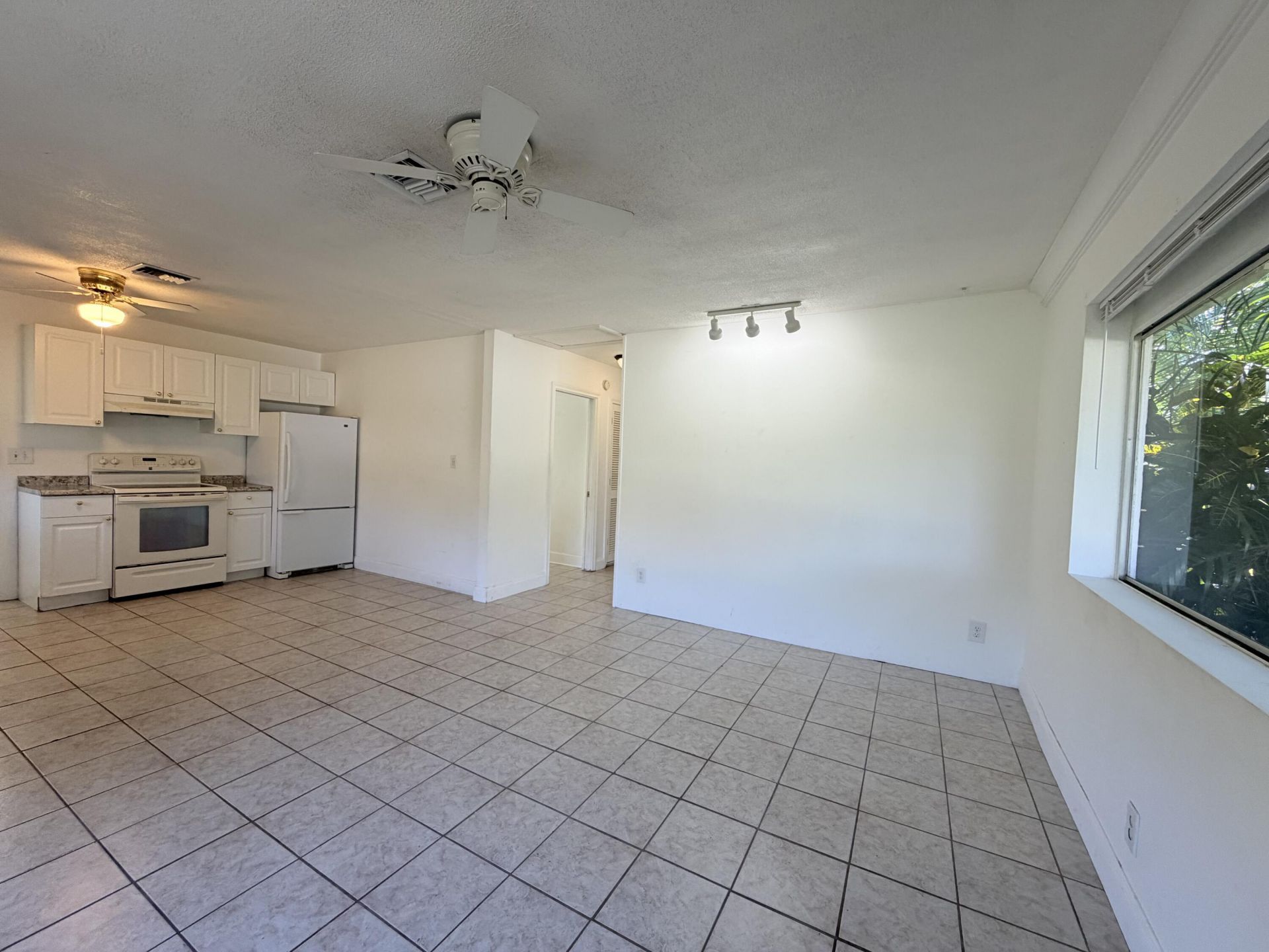 4905 Williams Road, Palm Beach Gardens, FL 33418 Photo